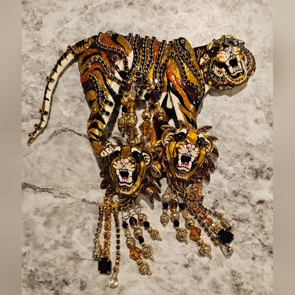 Mechanical Brooch - Picture 5 of 5